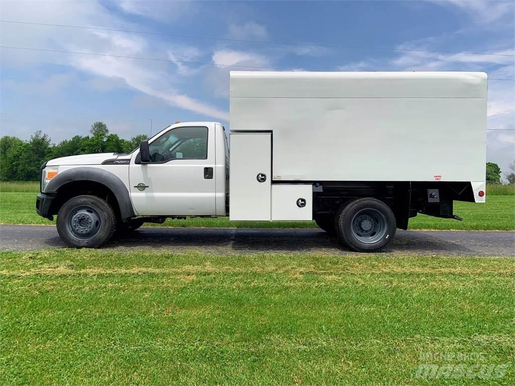 Ford F-550 Вантажівки для тріски