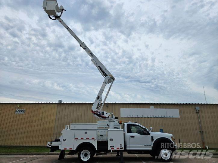 Ford F-550 Автовишки на базі вантажівки