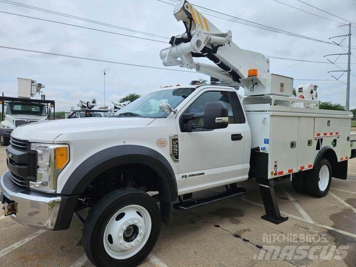Ford F-550 Автовишки на базі вантажівки