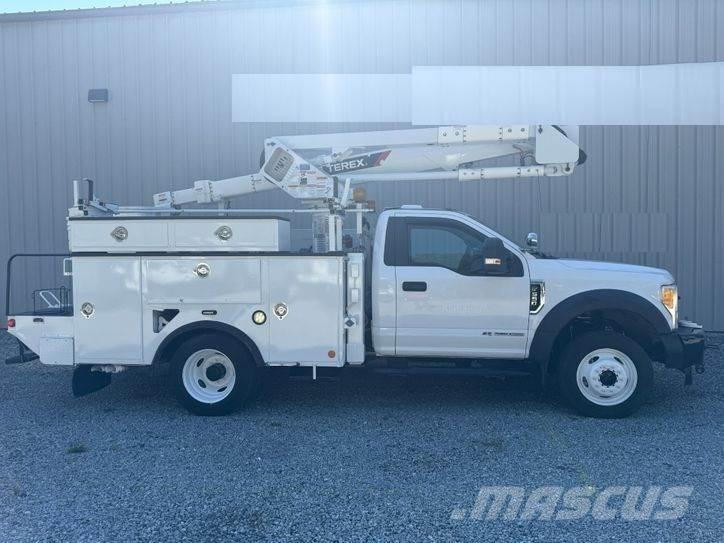 Ford F-550 Автовишки на базі вантажівки