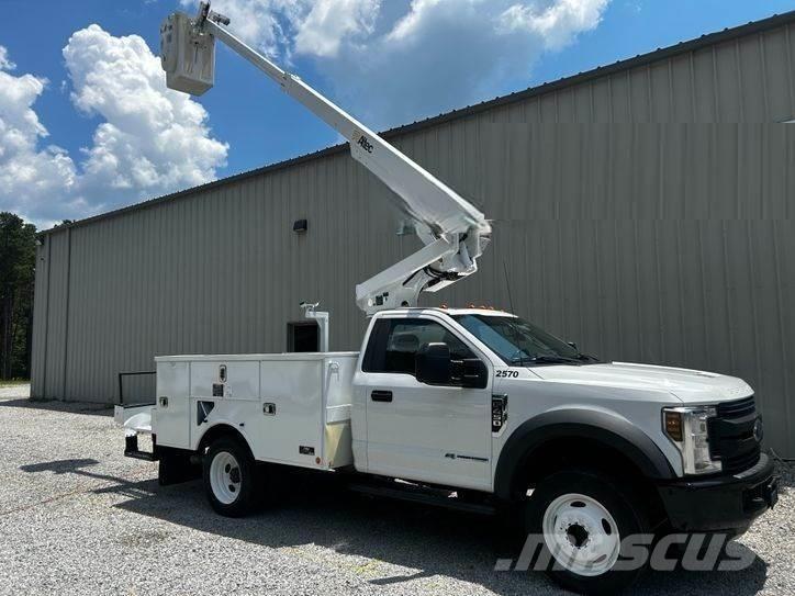 Ford F-550 Автовишки на базі вантажівки