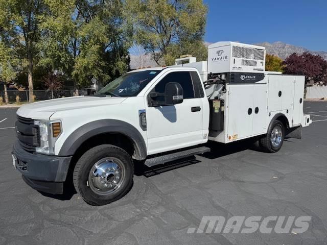Ford F-550 Комунальні автомобілі / автомобілі загального призначення