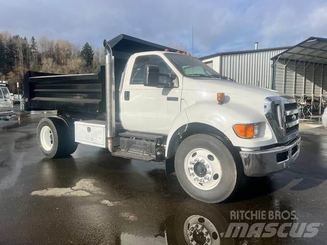 Ford F-650 Шасі з кабіною