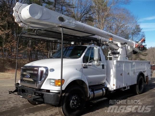 Ford F-750 Автовишки на базі вантажівки