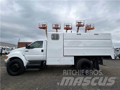 Ford F-750 Вантажівки для тріски