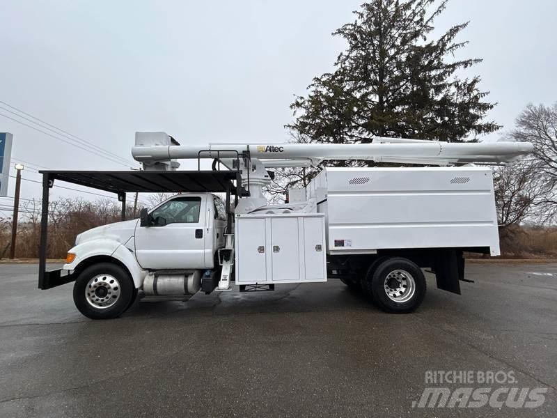 Ford F-750 Автовишки на базі вантажівки