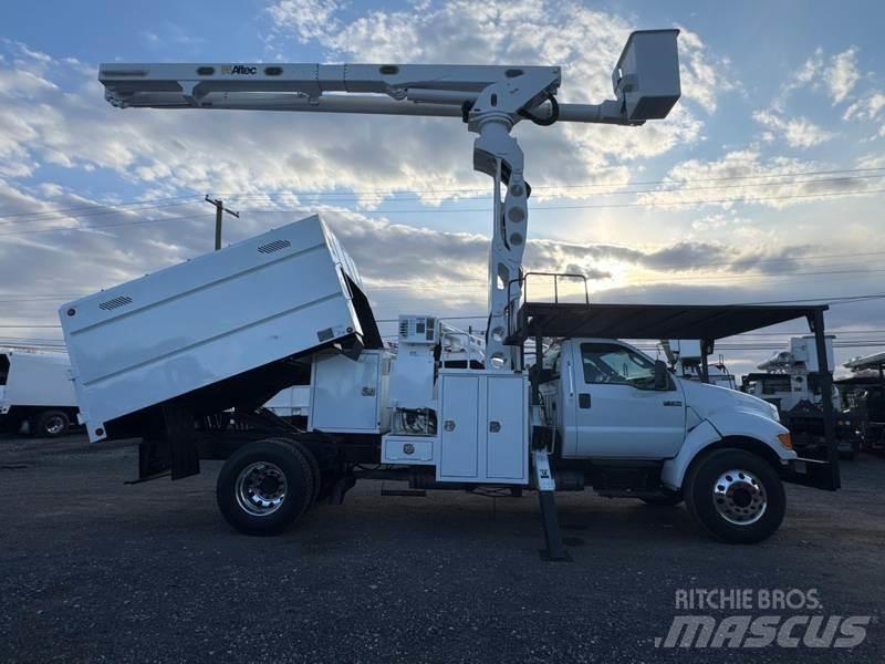Ford F-750 Автовишки на базі вантажівки