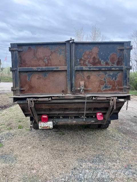 Ford F-750 Самоскиди