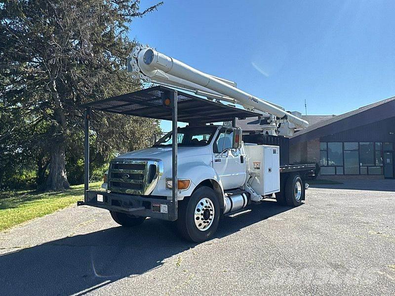 Ford F-750 Автовишки на базі вантажівки