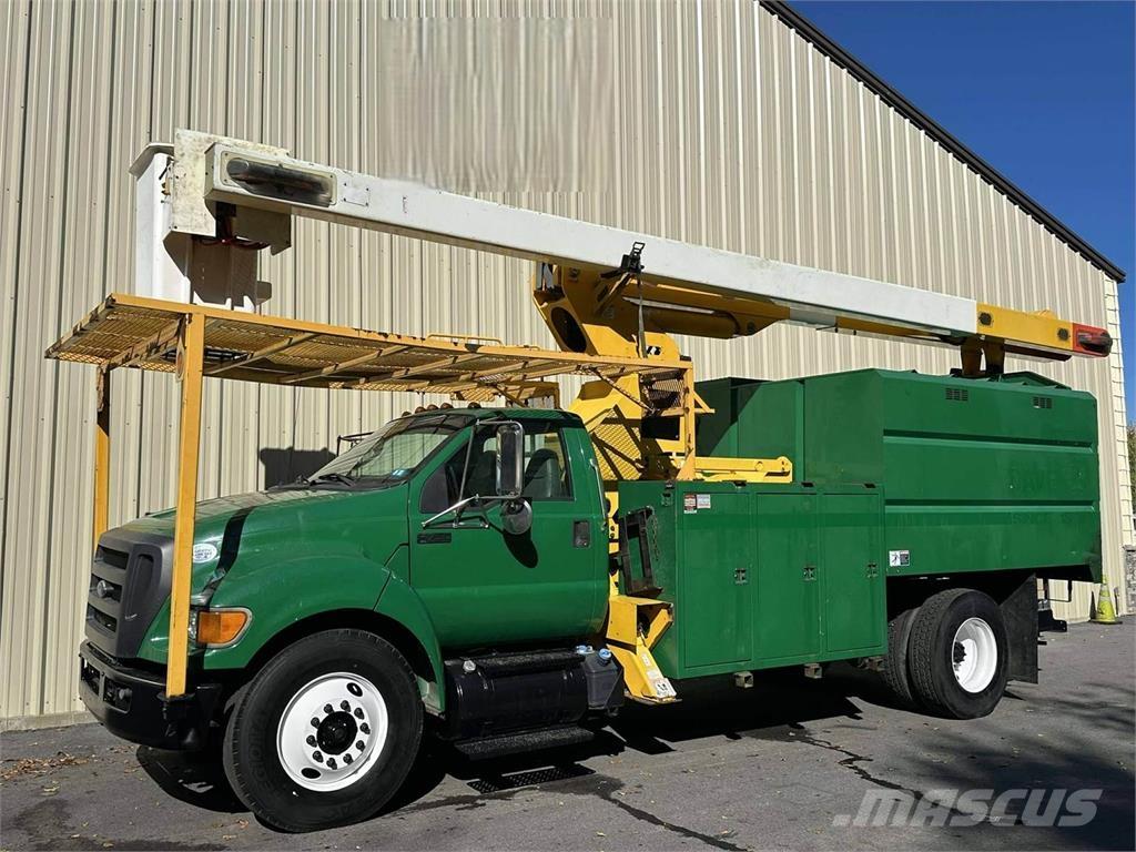 Ford F-750 Автовишки на базі вантажівки