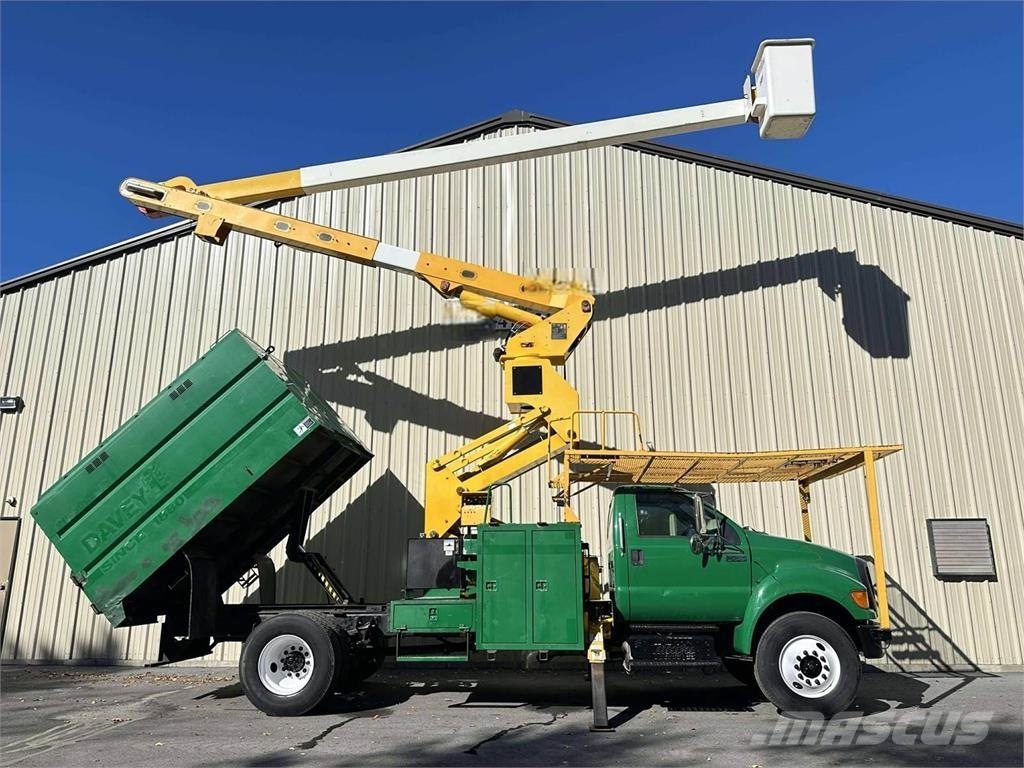 Ford F-750 Автовишки на базі вантажівки