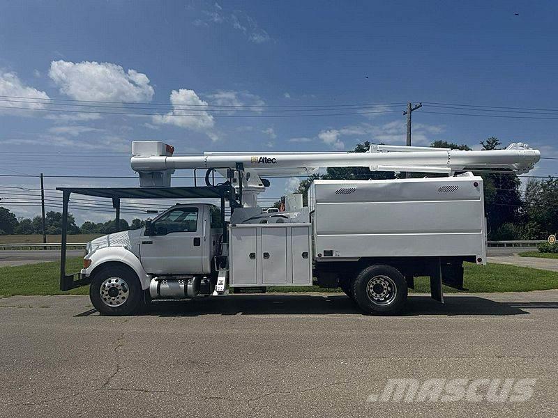 Ford F-750 Автовишки на базі вантажівки
