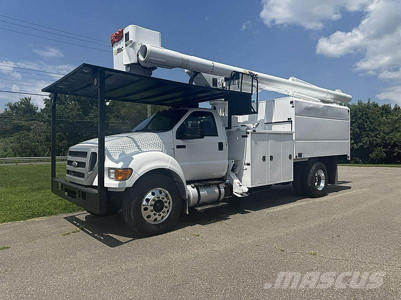 Ford F-750 Автовишки на базі вантажівки