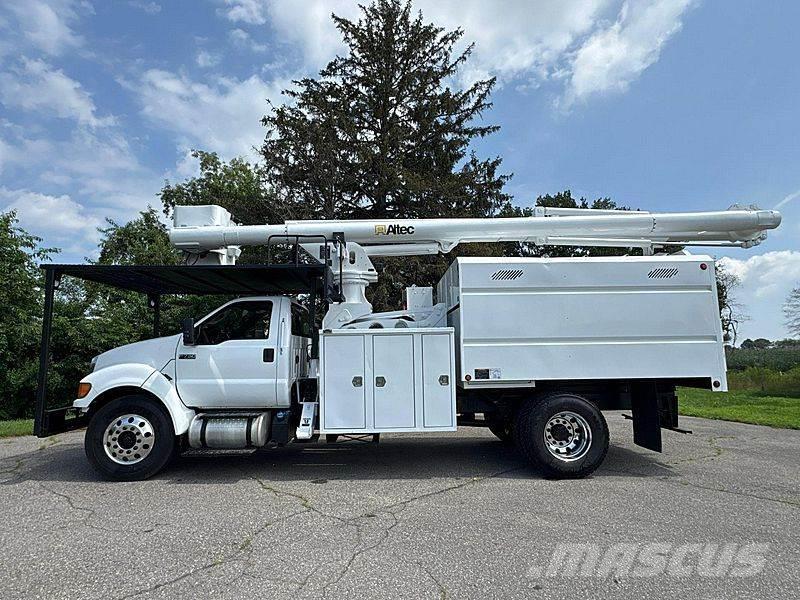 Ford F-750 Автовишки на базі вантажівки