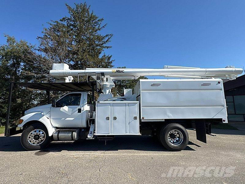 Ford F-750 Автовишки на базі вантажівки