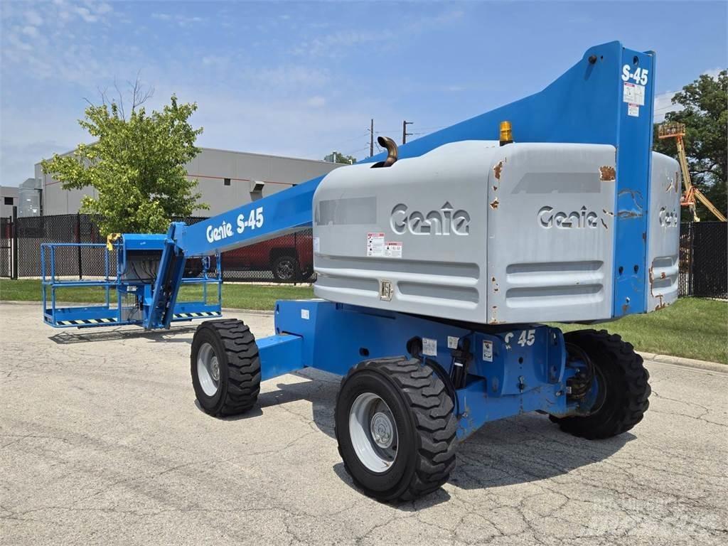 Genie S-45 Телескопічні підйомники