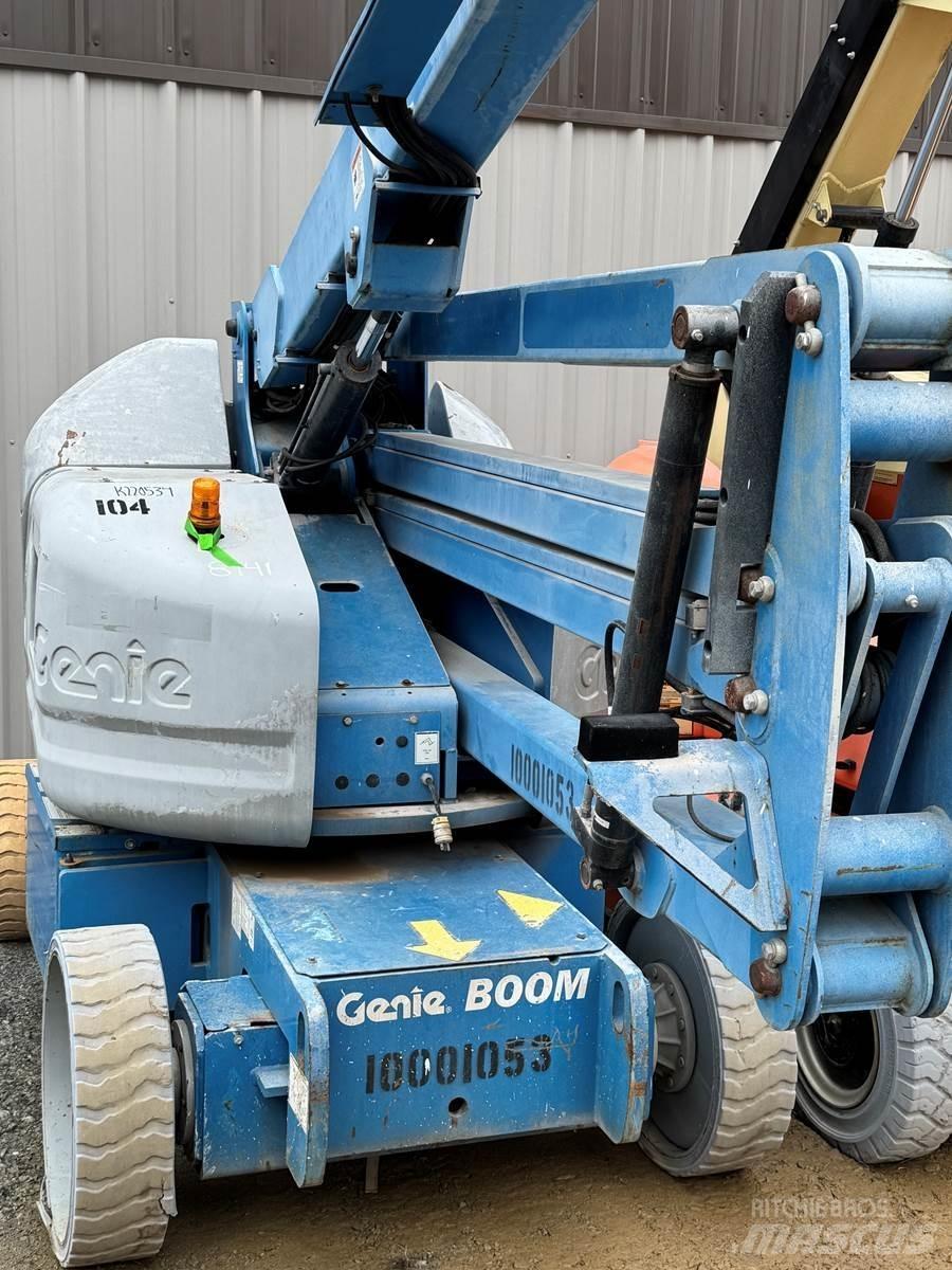 Genie Z45 Колінчаті підйомники