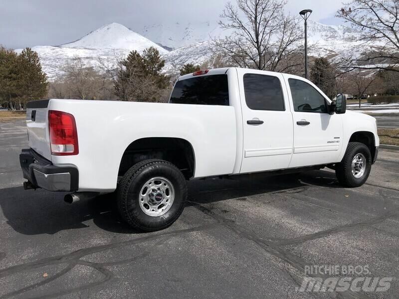 GMC 2500HD Пікапи / Бічне розвантаження