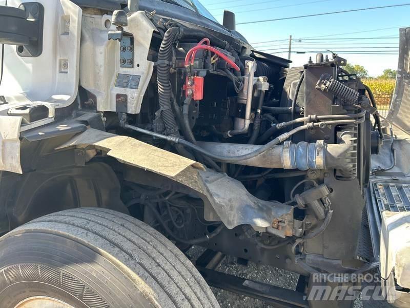 GMC C7500 Автовишки на базі вантажівки