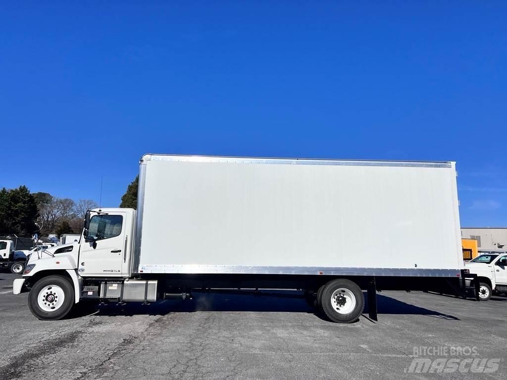Hino L6 Фургони