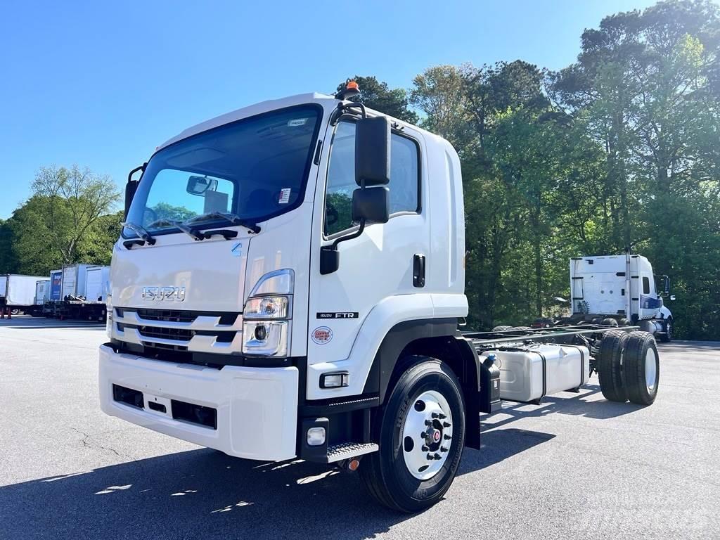 Isuzu FTR Тягачі