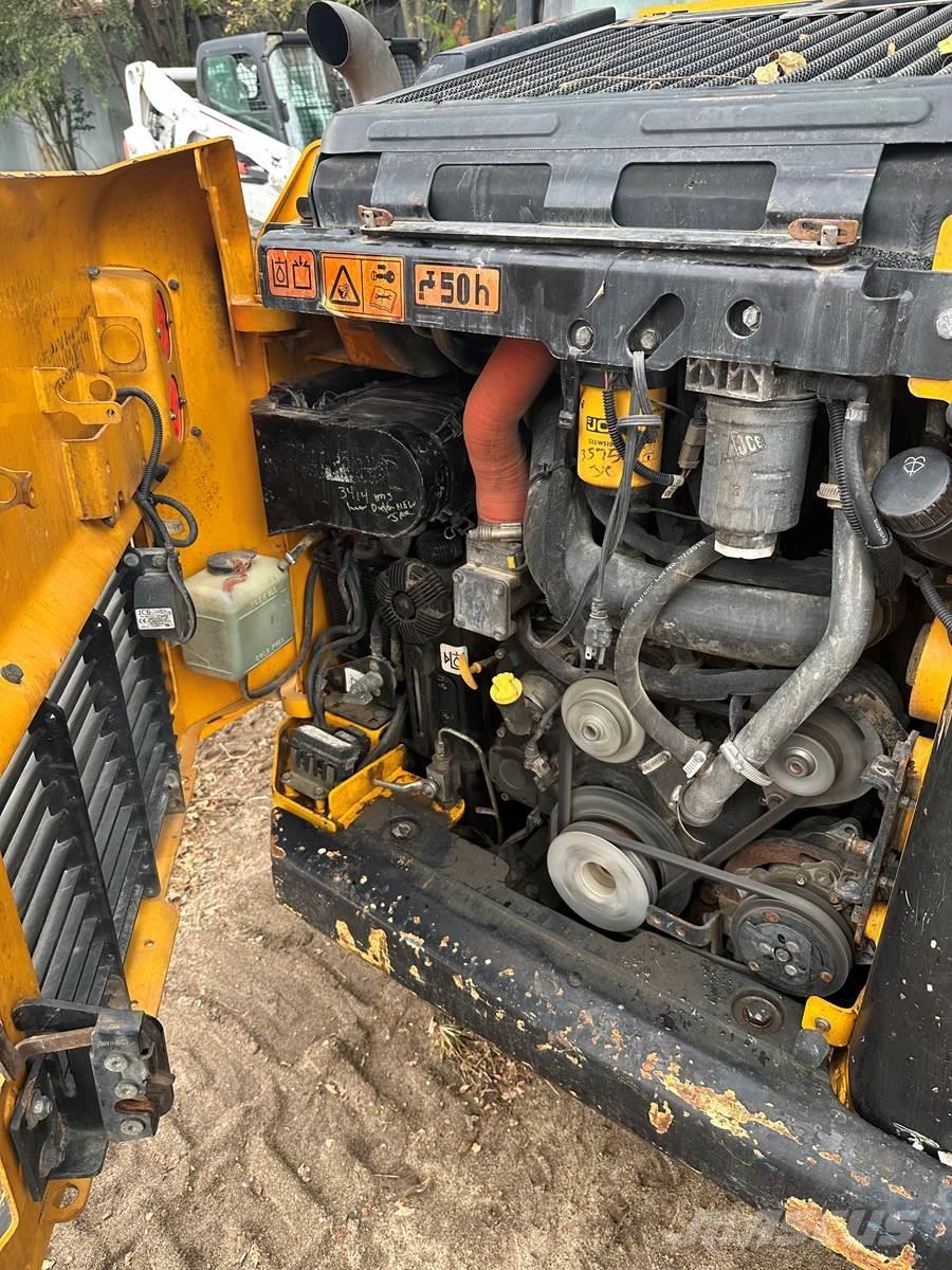 JCB 215T Міні-навантажувачі