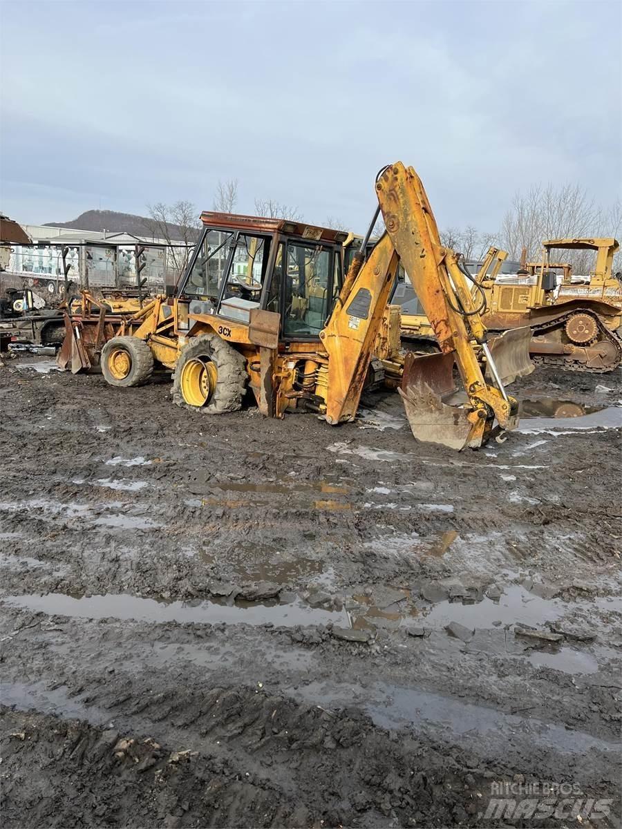 JCB 3CX Екскаватори-навантажувачі