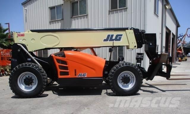 JLG 1055 Телескопічні навантажувачі