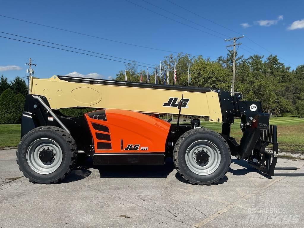 JLG 1255 Телескопічні навантажувачі