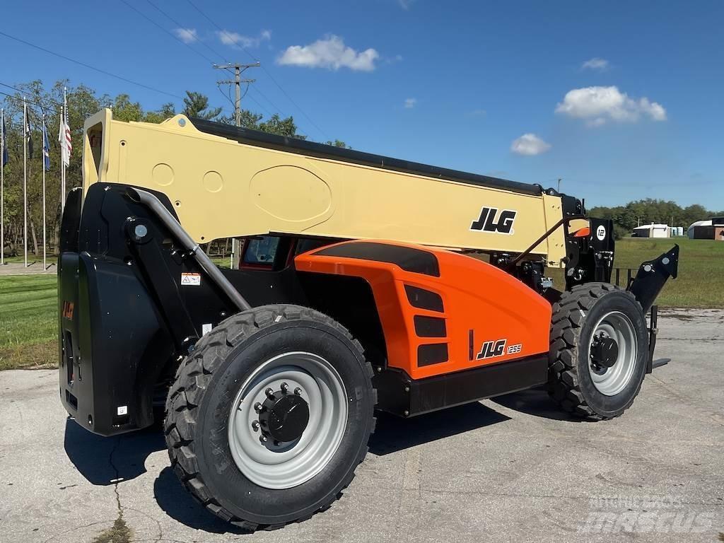 JLG 1255 Телескопічні навантажувачі