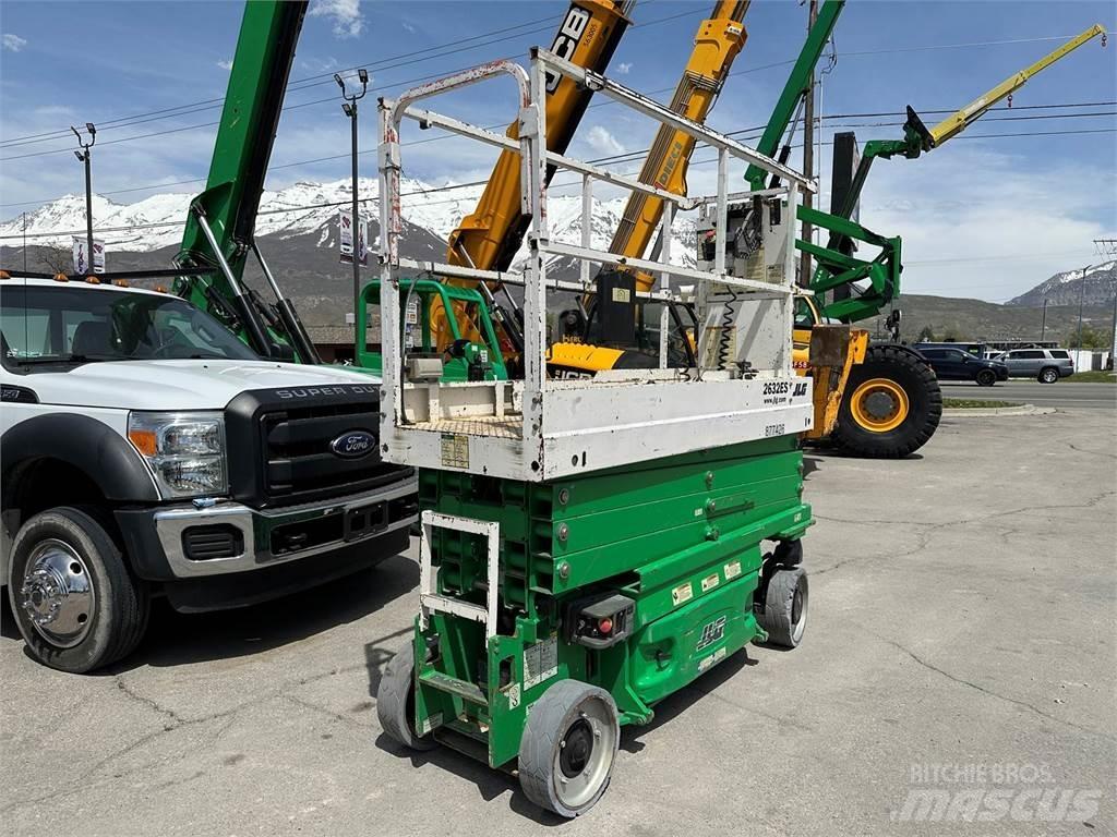 JLG 2632ES Підйомники-ножиці