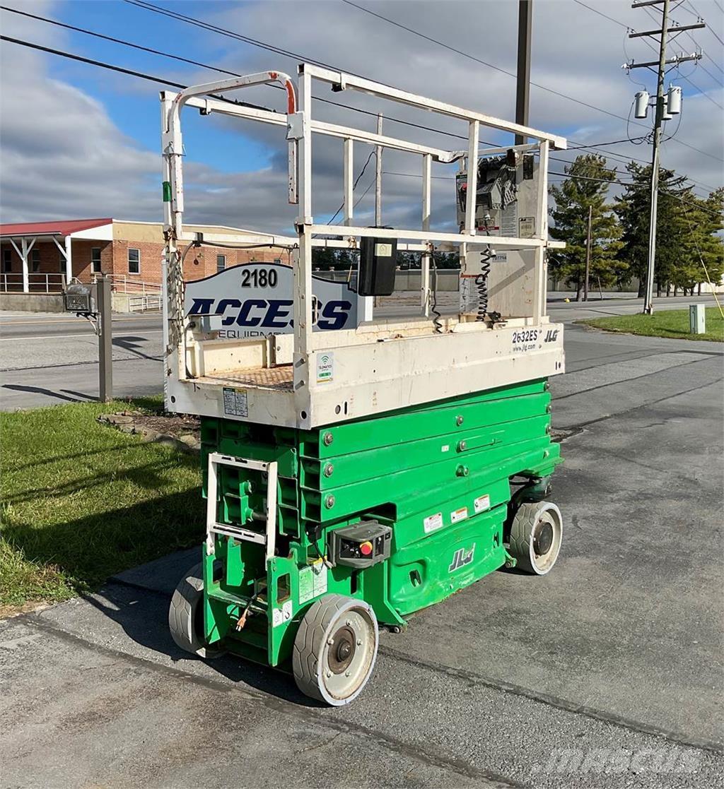 JLG 2632ES Підйомники-ножиці