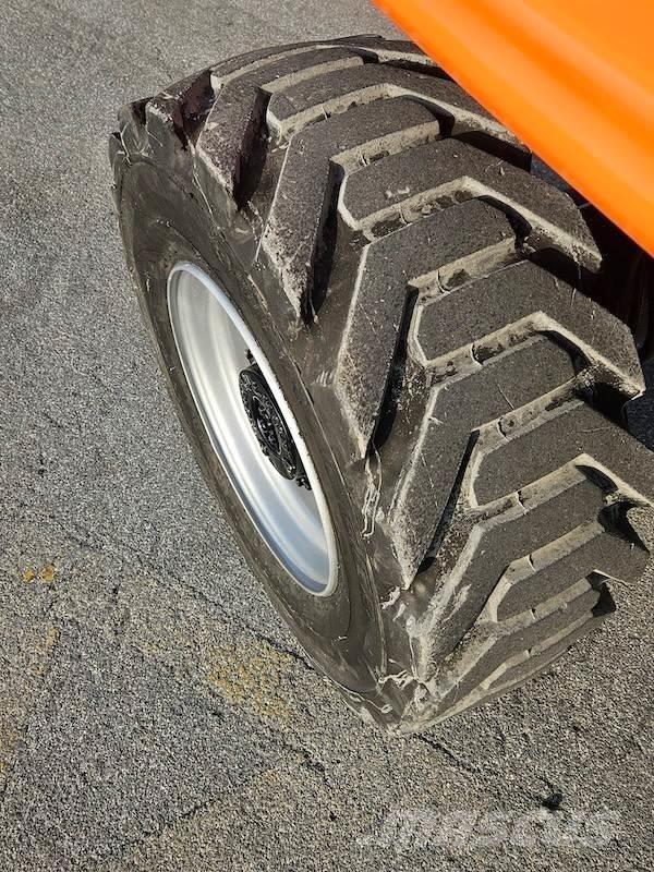 JLG 400S Телескопічні підйомники