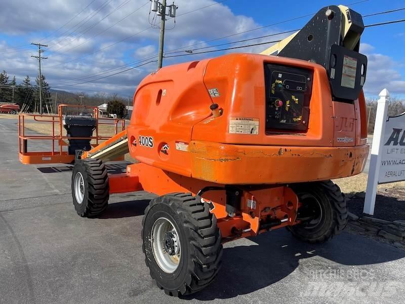 JLG 400S Телескопічні підйомники