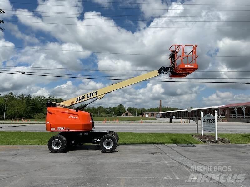 JLG 400S Телескопічні підйомники
