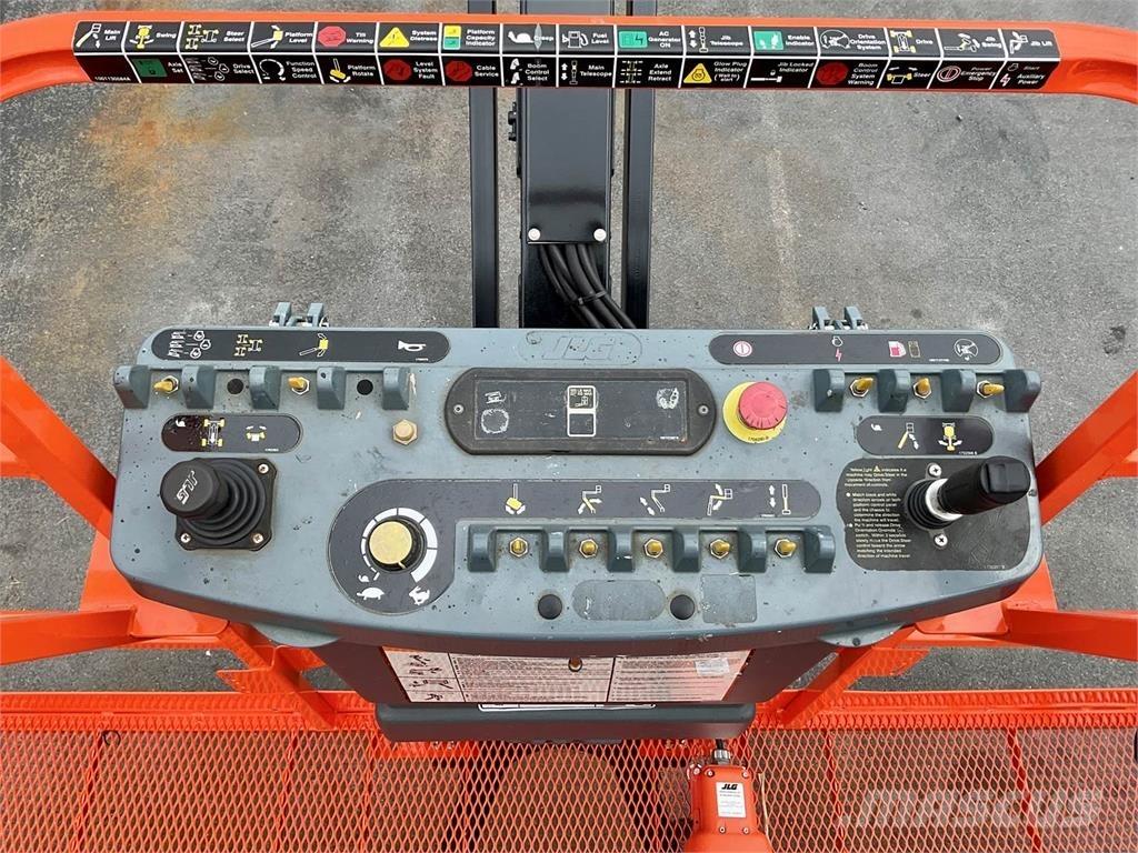 JLG 600AJ Інші підйомники і платформи