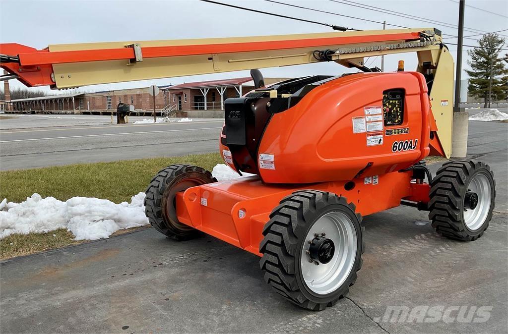 JLG 600AJ Інші підйомники і платформи