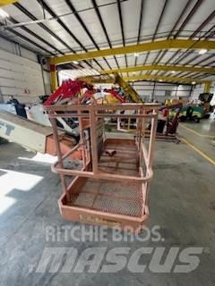 JLG 600S Телескопічні підйомники