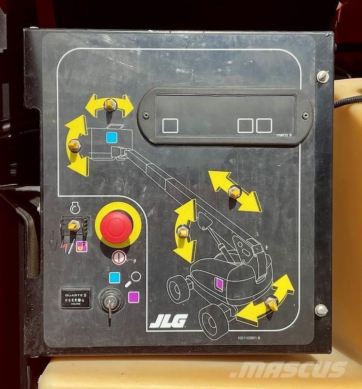 JLG 600S Телескопічні підйомники