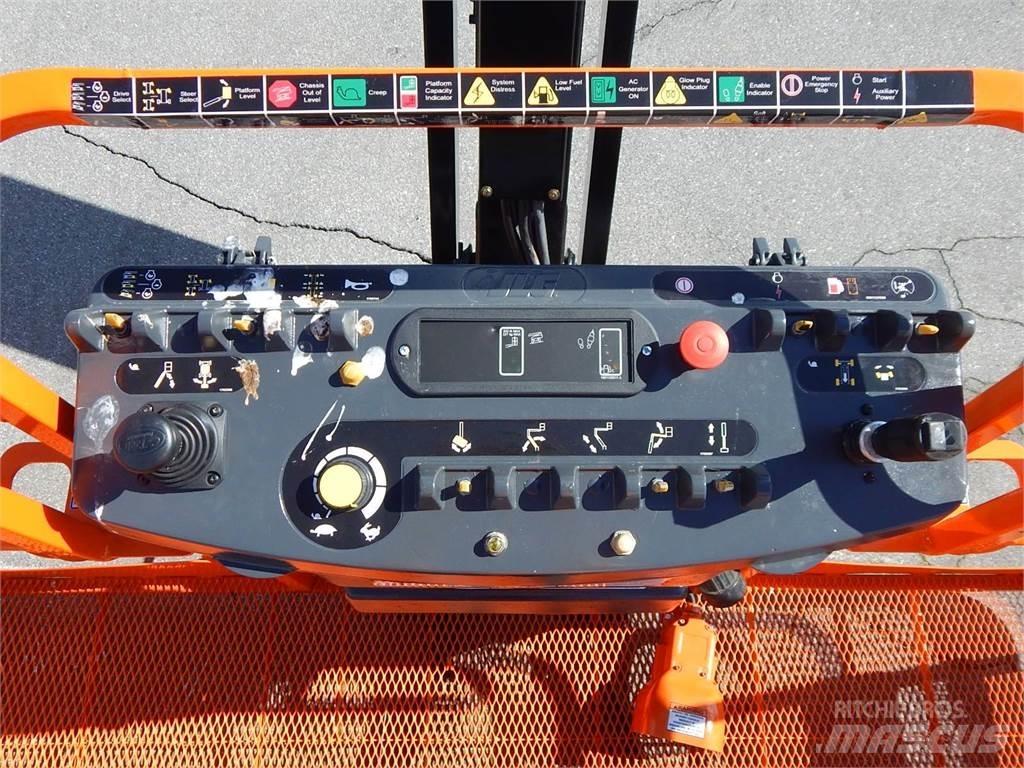 JLG 860SJ Телескопічні підйомники