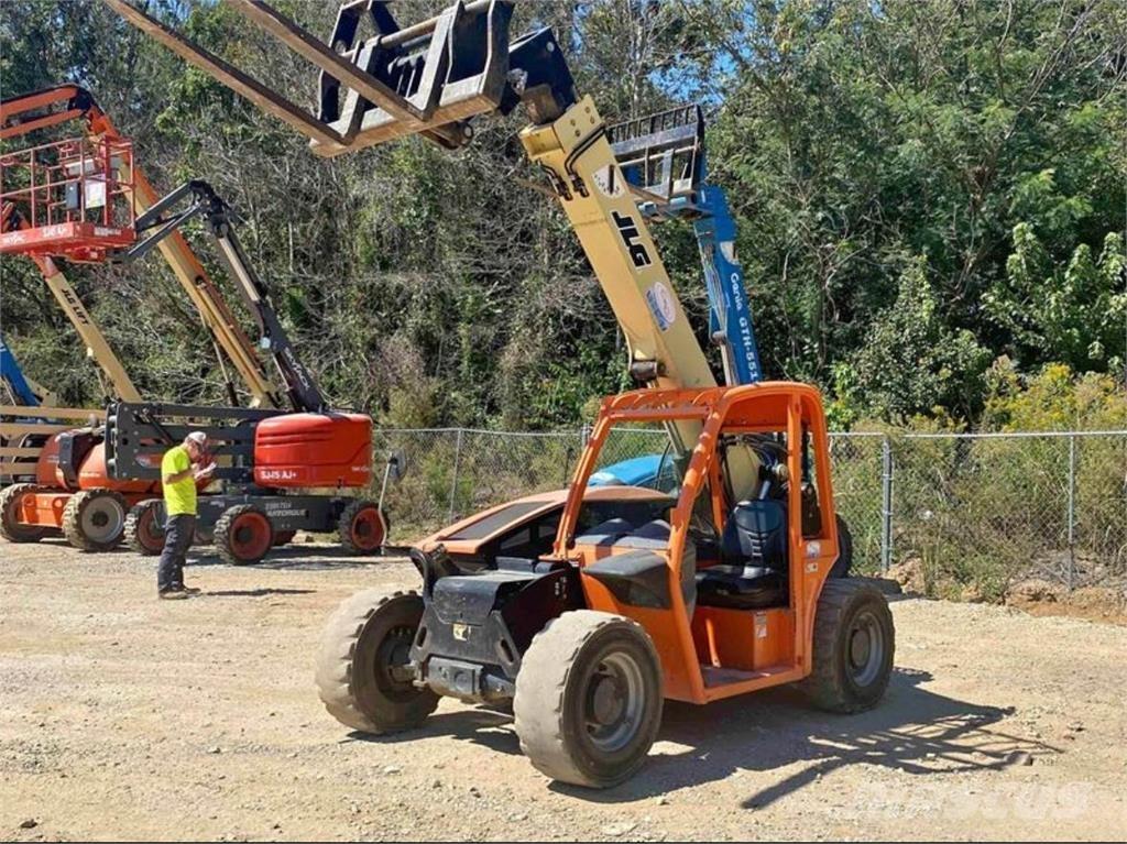 JLG G5-18A Телескопічні навантажувачі