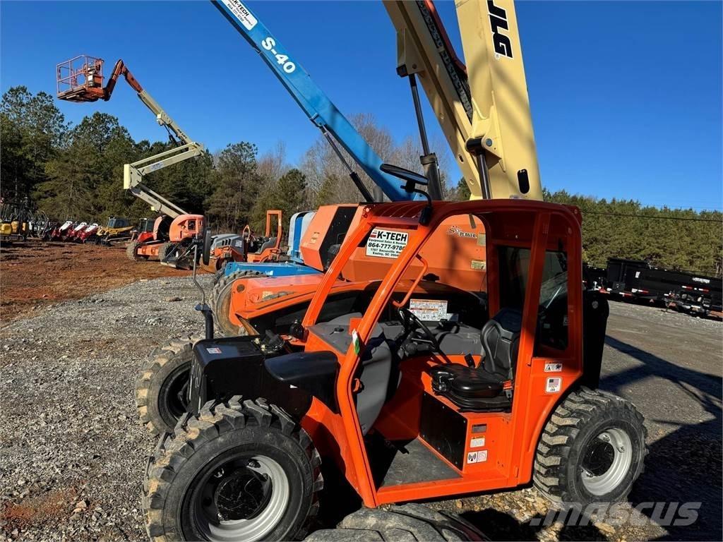 JLG G5-18A Телескопічні навантажувачі