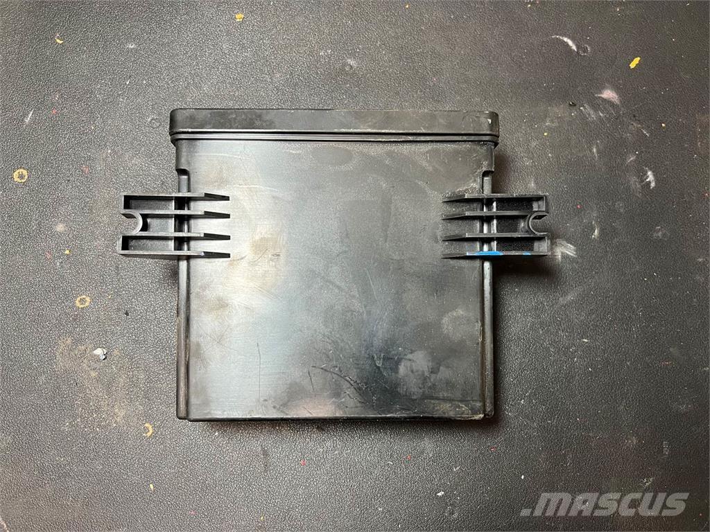 Mack  Електроніка