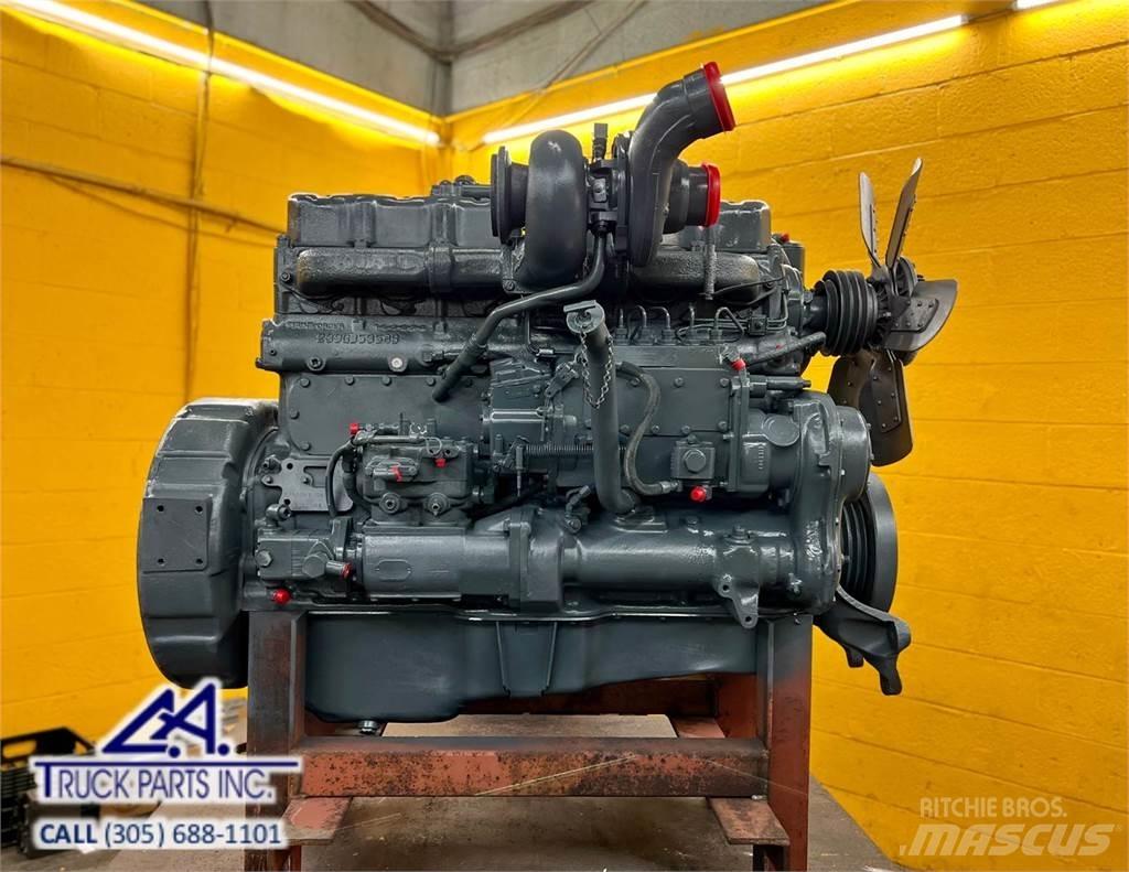 Mack 675 Двигуни