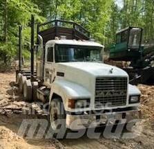 Mack CH613 Лісовози