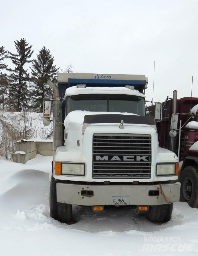 Mack CL613 Самоскиди