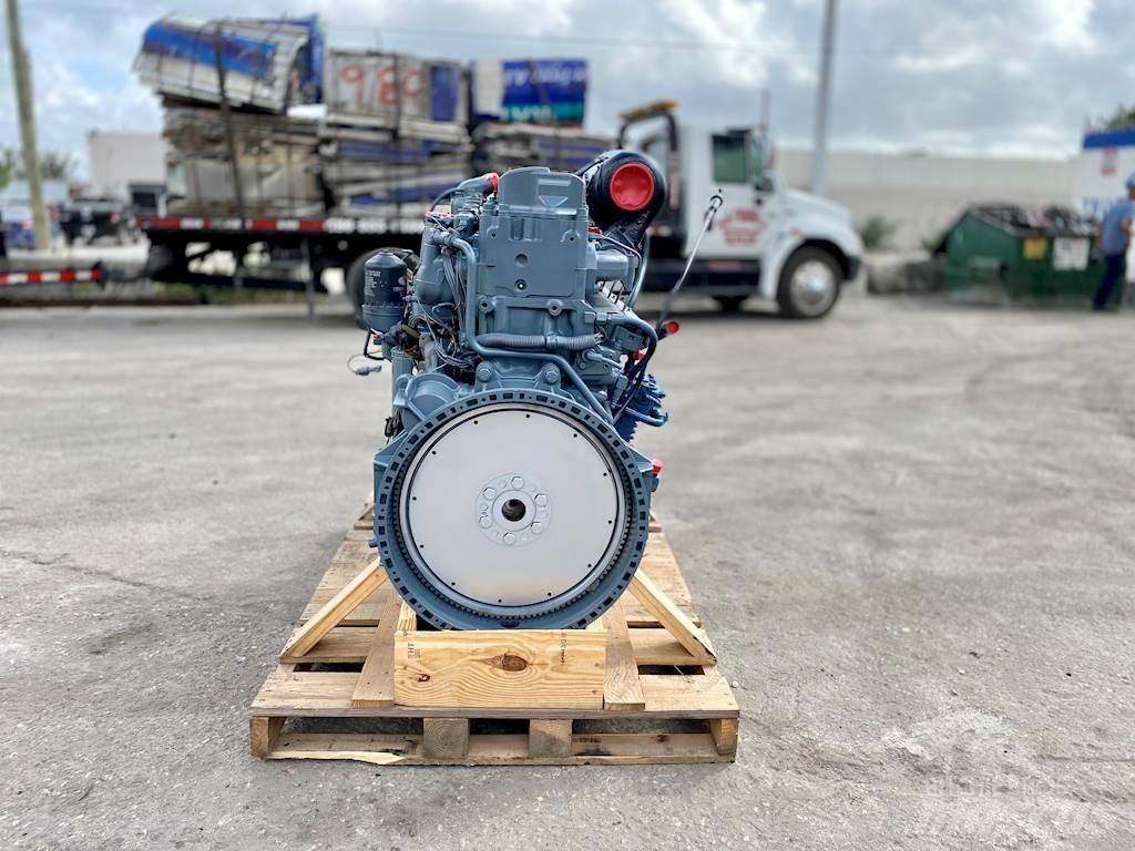 Mack E7 Двигуни