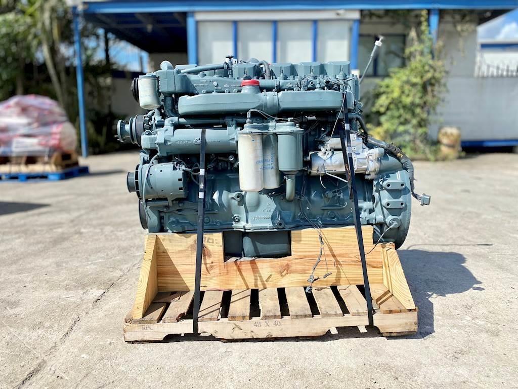 Mack E7 Двигуни