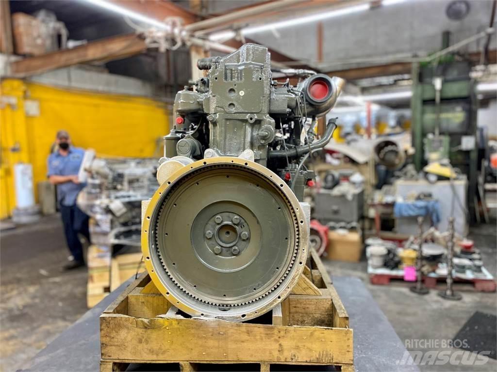 Mack E7 Двигуни
