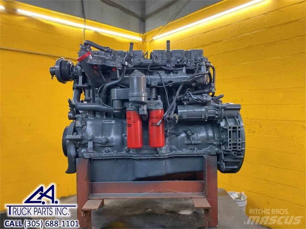 Mack E7 Двигуни